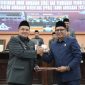 Wali Kota Makassar,  Munafri Arifuddin (kiri) bersama Ketua DPRD Makassar, Supratman (kanan).