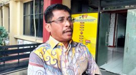 Kuasa hukum PT Hadji Kalla, Hasman Usman saat mendatangi Polda Sulsel pada Selasa (26/8/2025) sore.