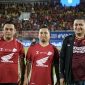 Wali Kota Makassar, Munafri Arifuddin (ujung kanan) bersama Wali Kota Parepare, Tasming Hamid (tengah) menyaksikan laga PSM di Stadion Gelora BJ Habibie. 