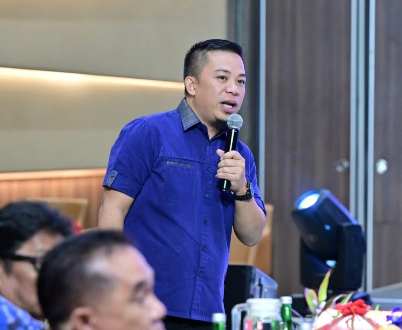 Direktur Eksekutif Parameter Publik Indonesia, Ras Md.