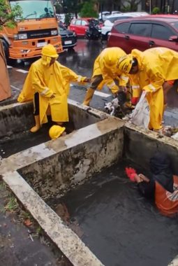 Tak Butuh Waktu Lama,  Genangan di Sejumlah Ruas Jalan di Makassar Langsung Surut Atas Atensi Wali Kota