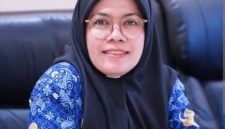 Camat Ujung Pandang, Nanin Sudiar