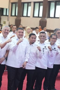 Pencanangan Sensus Ekonomi 2026, Wali Kota Makassar Siap Dukung Pendataan Nasional