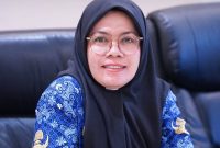 Camat Ujung Pandang, Nanin Sudiar. 