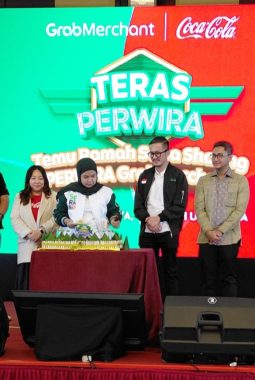 Grab – Coca-Cola Pilih Makassar Buka Rangkaian Teras Perwira 2026, Ekosistem Digital Tumbuh Signifikan