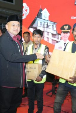 Appi Apresiasi Petugas Kebersihan Bontoala, 2.500 Rumah Bakal Nikmati Iuran Sampah Gratis