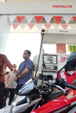 Respon Antrean BBM, Wali Kota Appi Keluarkan Edaran Sekolah di Makassar Daring Mulai 12 September