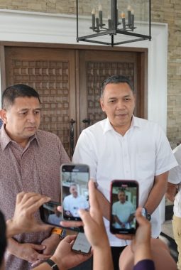 Ditemui Direktur  Pertamina, Appi Tegaskan Antrean BBM Harus Segera Diselesaikan