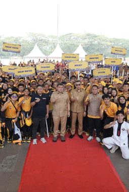 Lepas Kontingen ke Porprov XVIII, Wali Kota Appi Siapkan Bonus Bagi Atlet Berprestasi