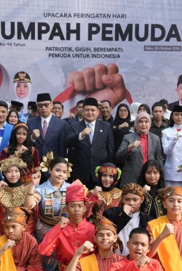 Sumpah Pemuda ke-98: Munafri-Aliyah Ajak Anak Muda  Berkarya dan Berkontribusi